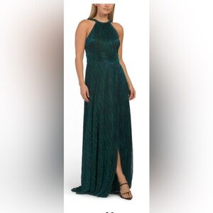 NWT Betsy & Adam Sleeveless Jade Green Metallic Braided Halter Gown